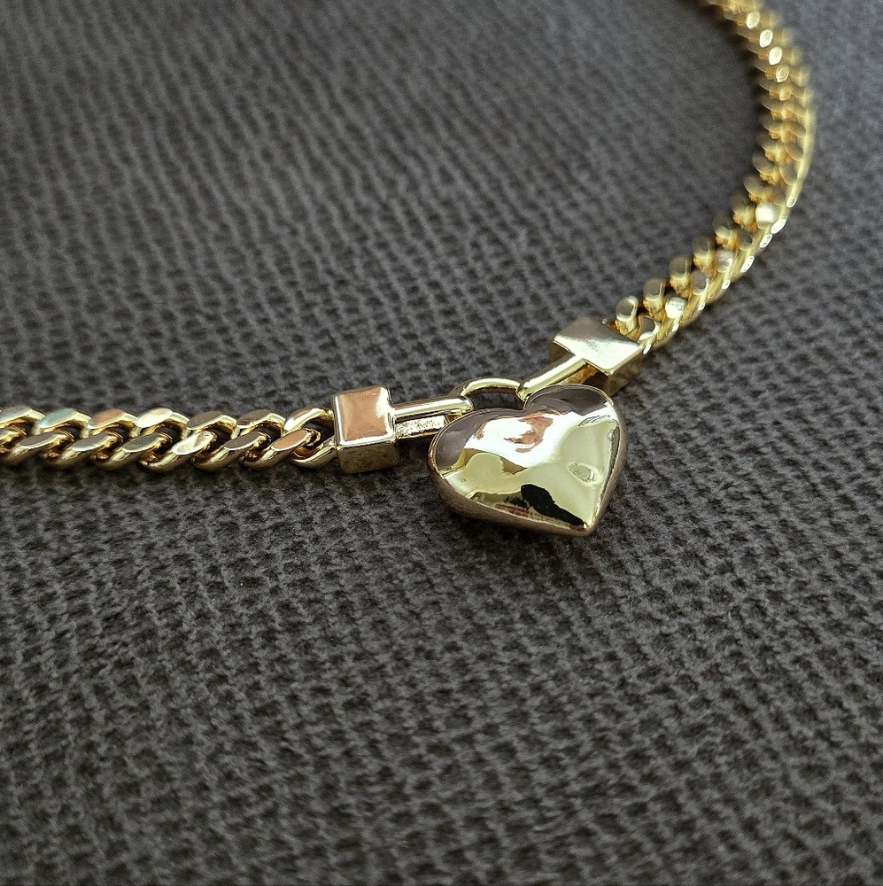 Eye👁 Candy🍬 Gold💛 Flat Cuban🇨🇺 Link Chain⛓️ With Heart♥️ Pendant - NWT - Picture 16 of 16